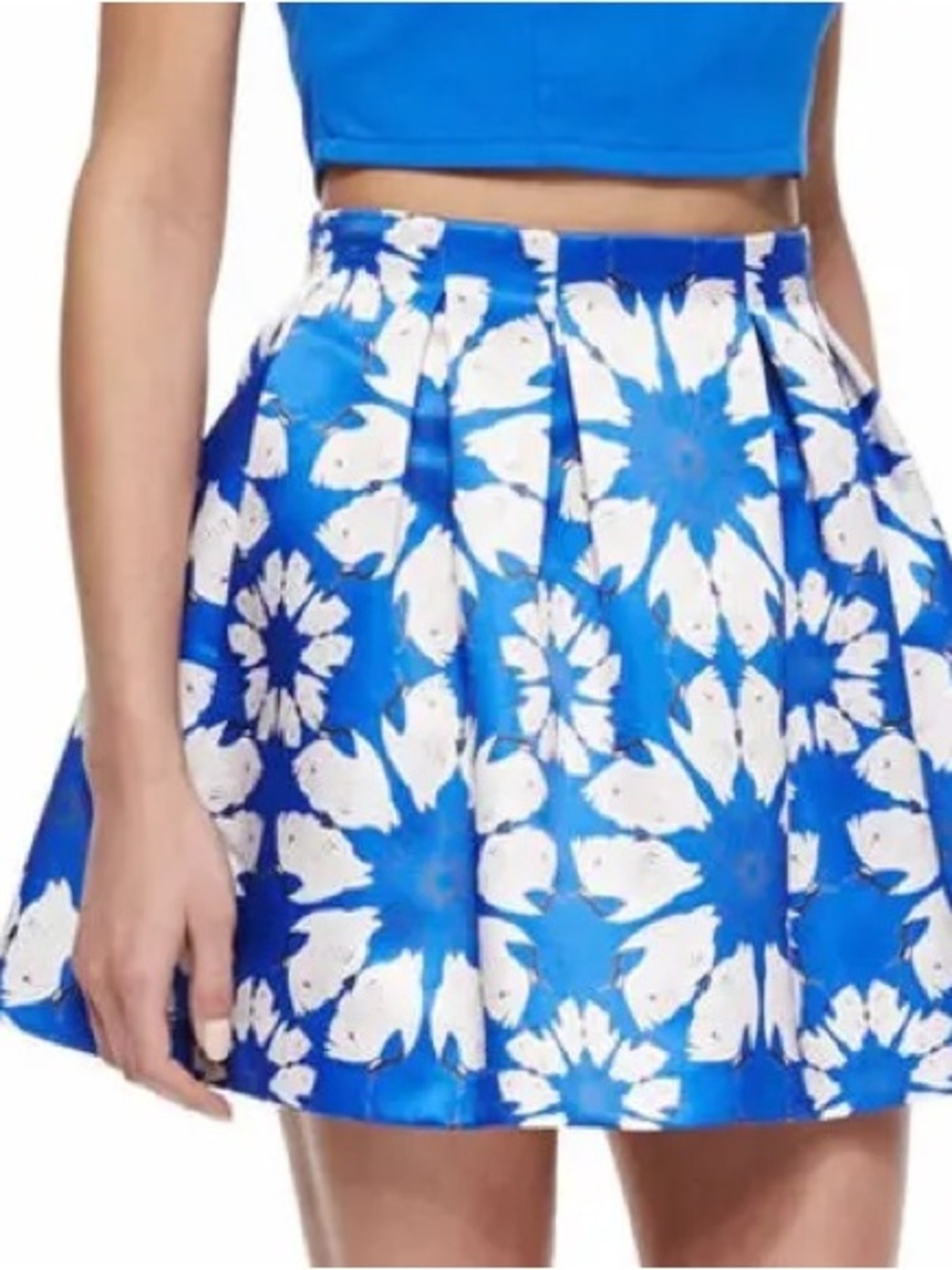 Alice + Olivia Connor Lampshade Skirt in Daisy Crane